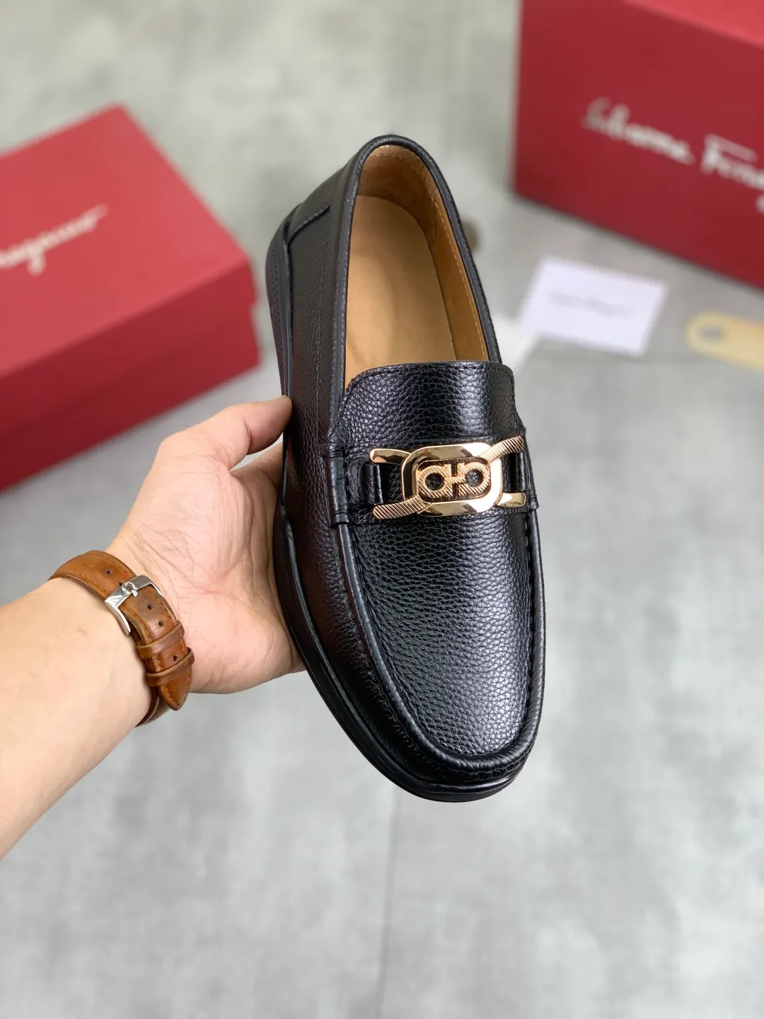 Men's Men's Shoes 💰P380💰【New Style】Water-dyed Pigli 🆘【Salvatore Ferragamo】Men's latest casual beanie shoes! Available at counters simultaneously! The fabric is made of specially imported original calfskin, and the interior is made of imported water-dyed pigskin. It is absolutely luxurious and leads the fashion trend. Matching code: 38-45 black optional